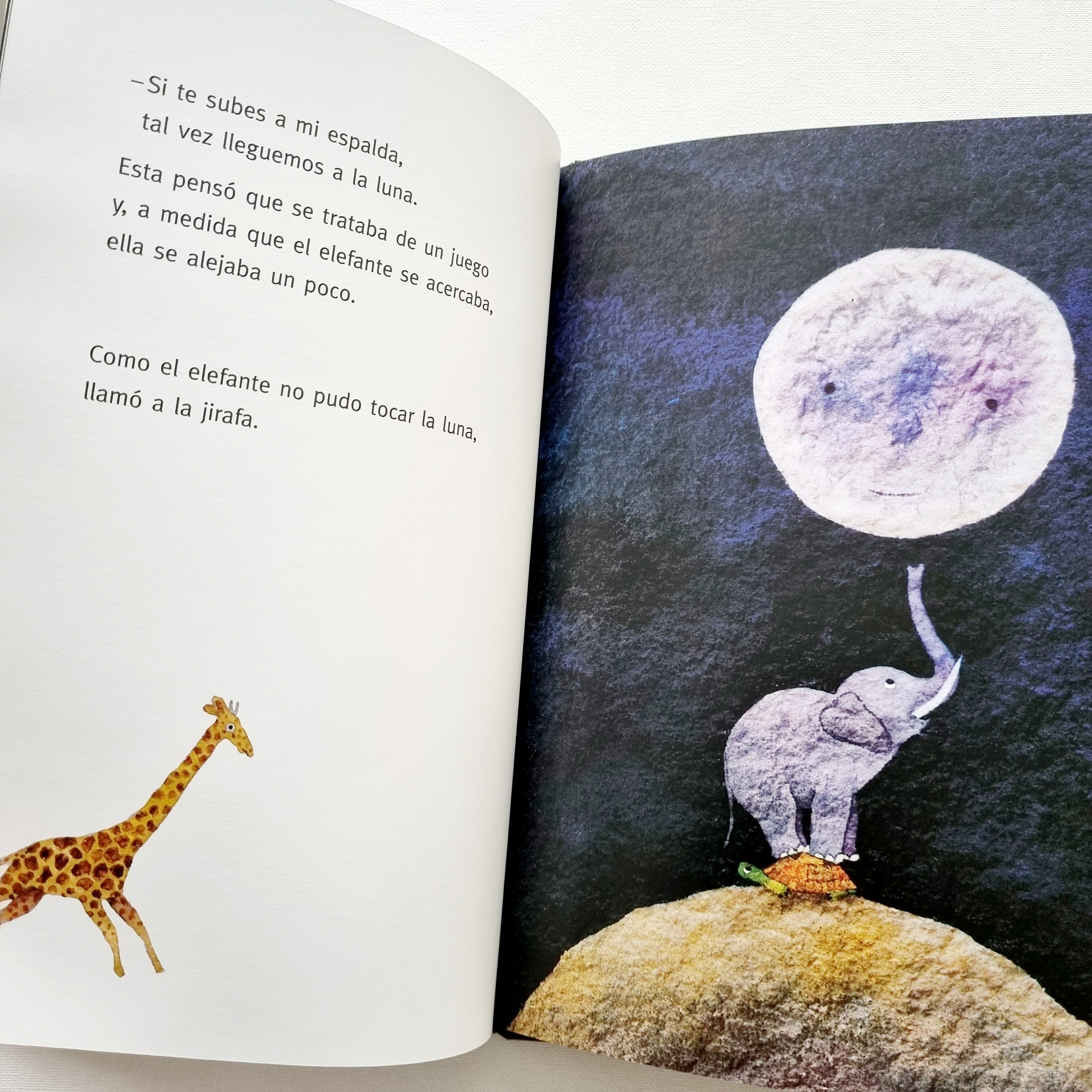A qué sabe la luna? A qué sabe la luna?